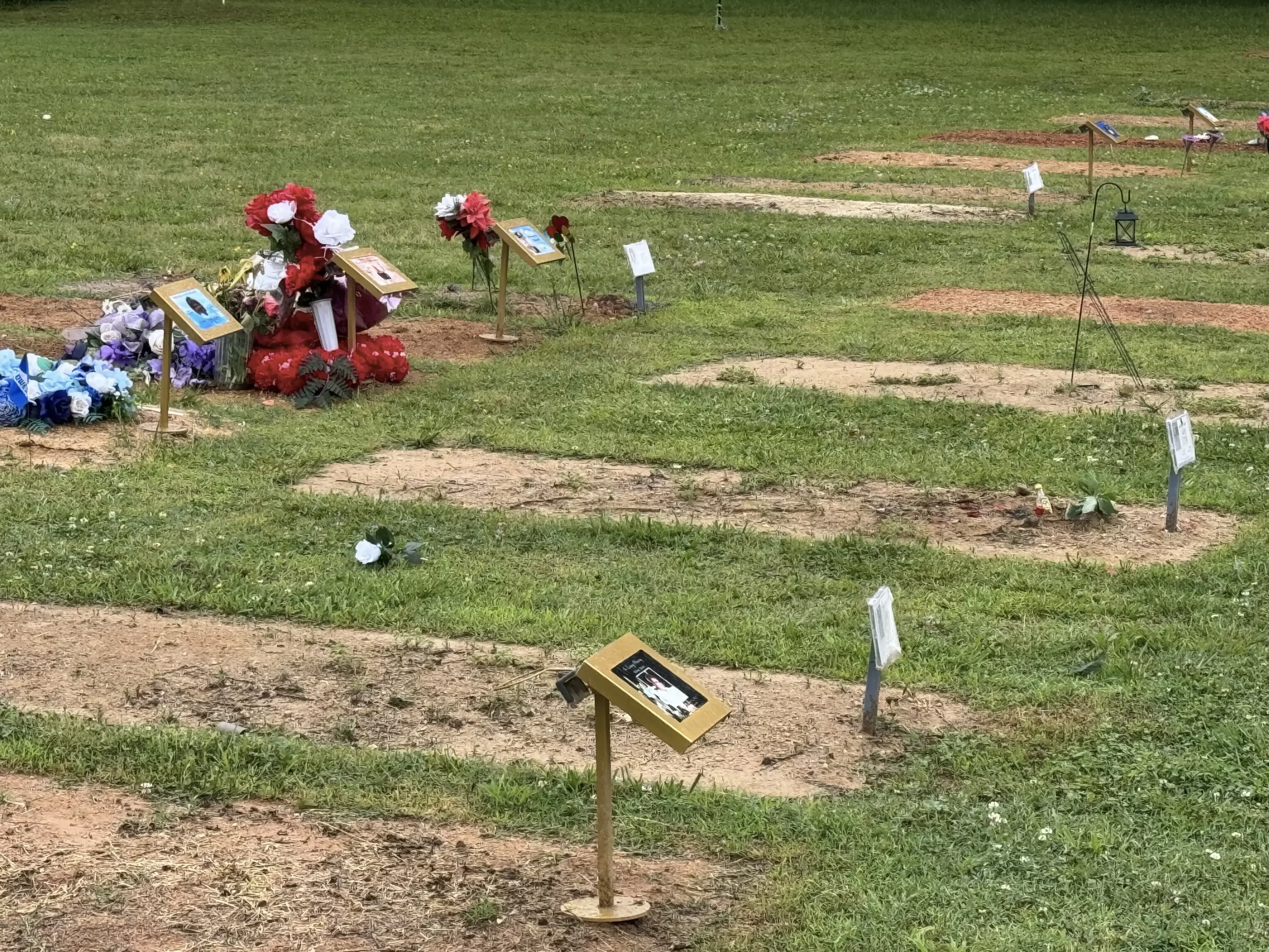 Temporary Grave Marker with Lights - Option #5 - Image 4