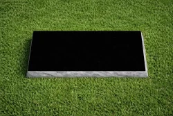 Double Bevel Black Granite Marker (15703)