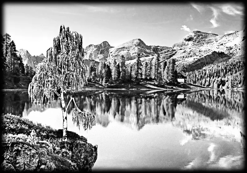 The Mountain Lake Reflection Memorial Artwork [ART-5008]